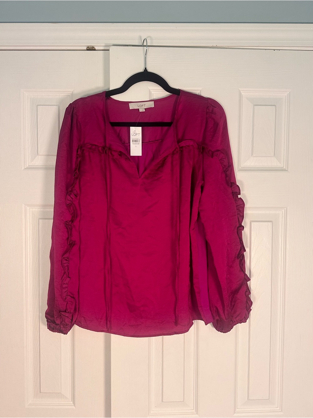 LOFT Magenta Ruffle-Trim Long-Sleeve Blouse
